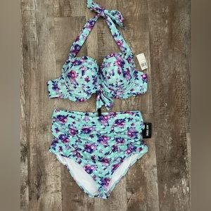 Hot Topic Swimsuit - 1X, New With Tags